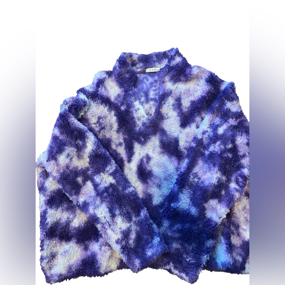 MNML Sherpa pullover
